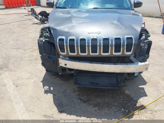 Photo 5 VIN: 1C4PJLCB6GW377143 - JEEP CHEROKEE 