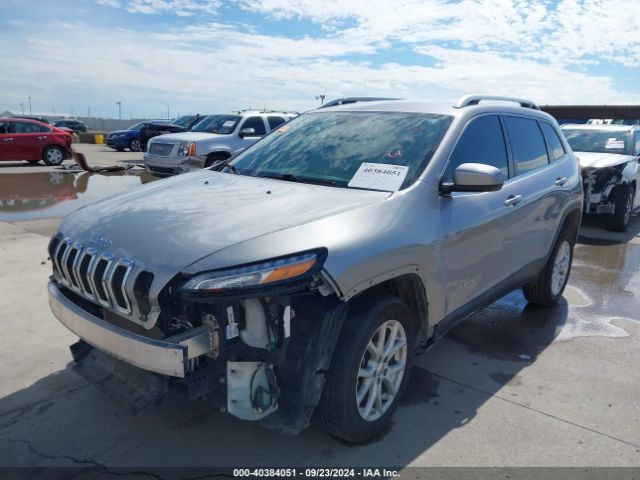 Photo 1 VIN: 1C4PJLCB6JD519039 - JEEP CHEROKEE 