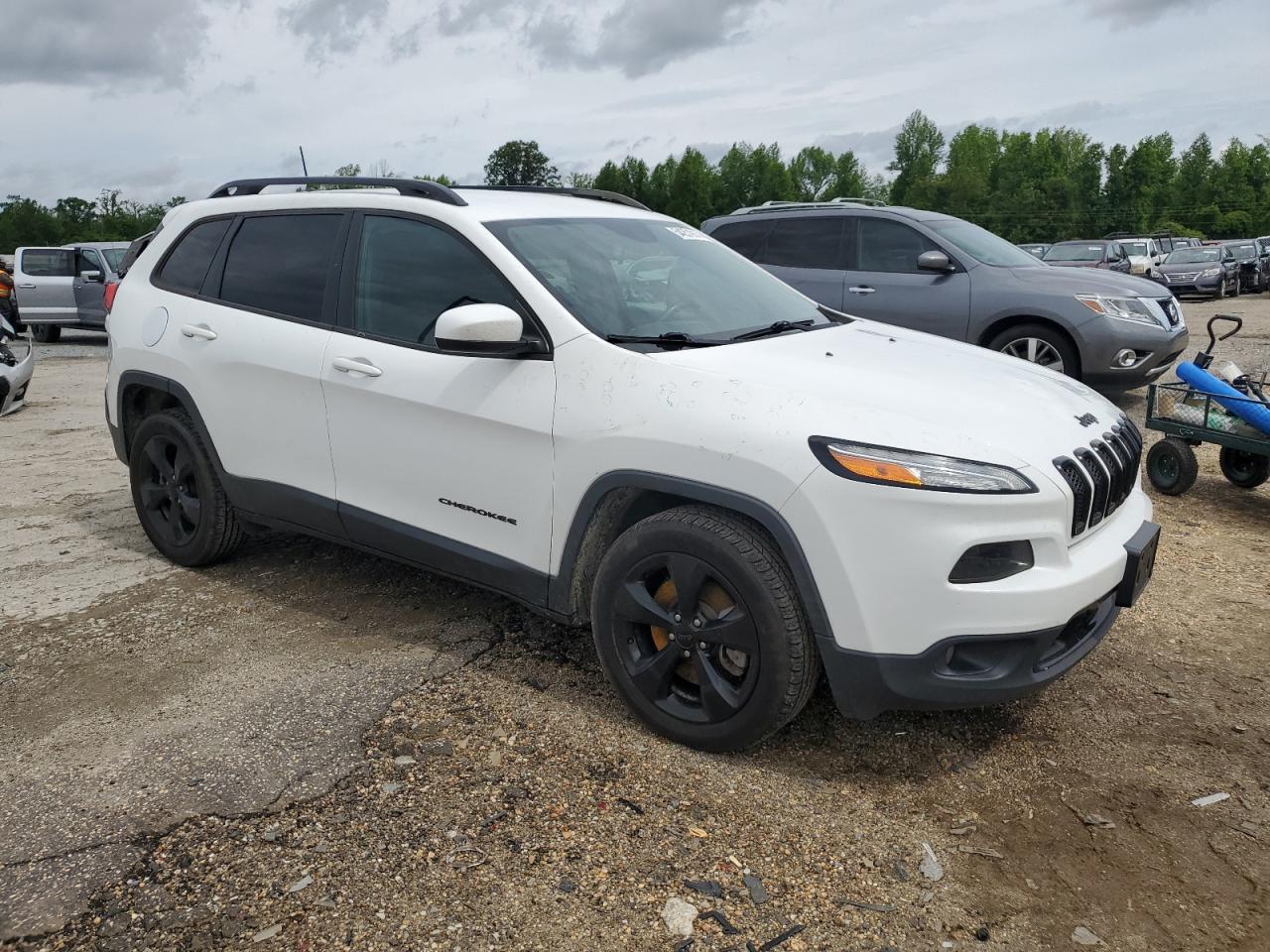 Photo 3 VIN: 1C4PJLCB6JD561940 - JEEP GRAND CHEROKEE 