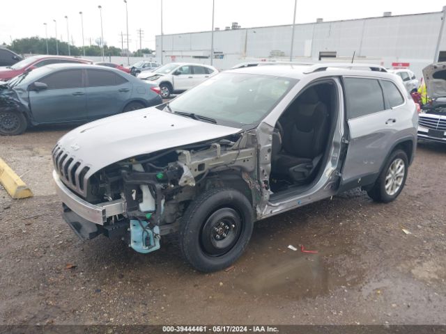 Photo 1 VIN: 1C4PJLCB6JD566300 - JEEP CHEROKEE 