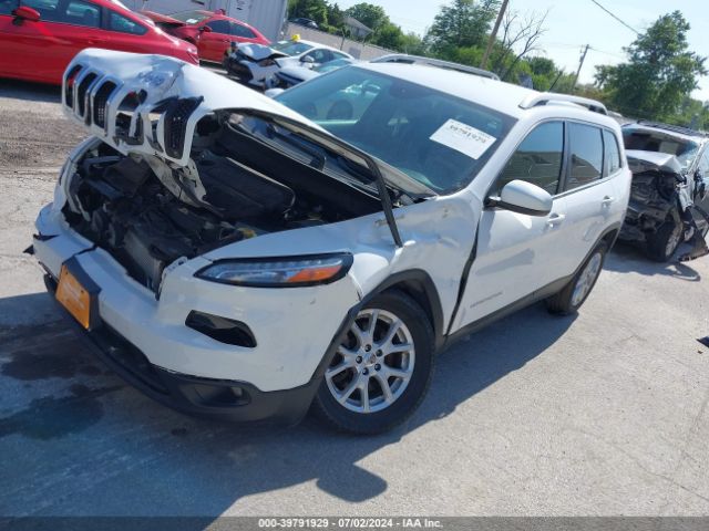 Photo 1 VIN: 1C4PJLCB6JD573473 - JEEP CHEROKEE 