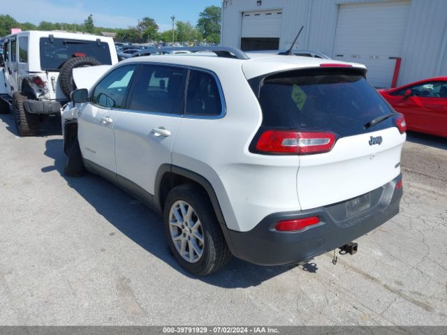 Photo 2 VIN: 1C4PJLCB6JD573473 - JEEP CHEROKEE 