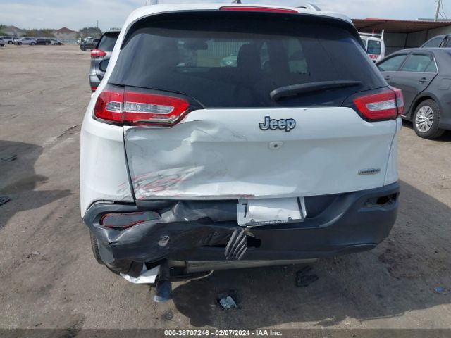 Photo 5 VIN: 1C4PJLCB7EW320849 - JEEP CHEROKEE 