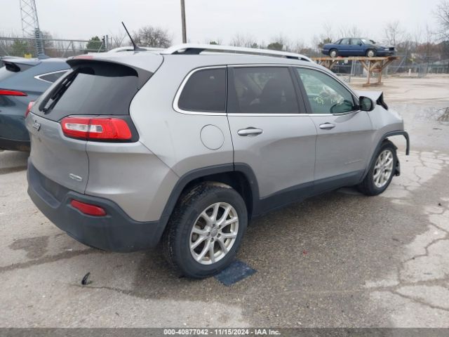 Photo 3 VIN: 1C4PJLCB7FW671049 - JEEP CHEROKEE 