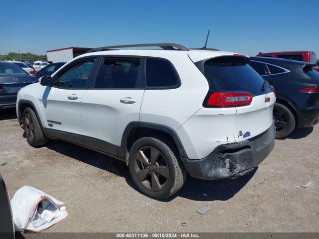 Photo 2 VIN: 1C4PJLCB7HW540450 - JEEP CHEROKEE 