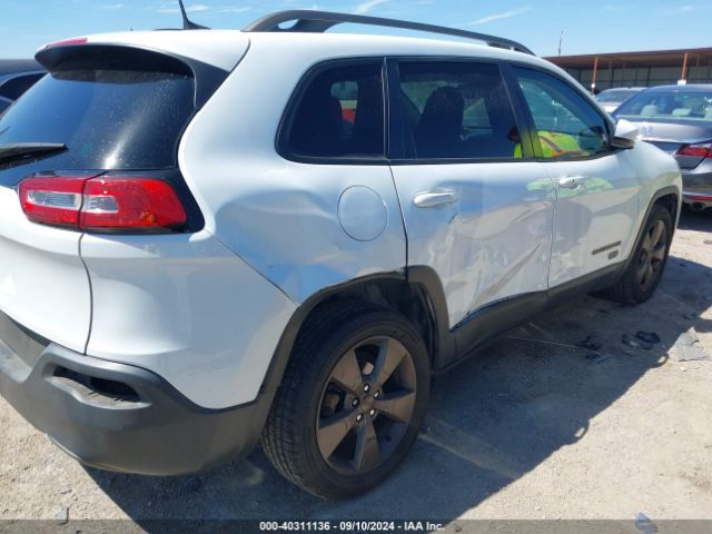 Photo 5 VIN: 1C4PJLCB7HW540450 - JEEP CHEROKEE 