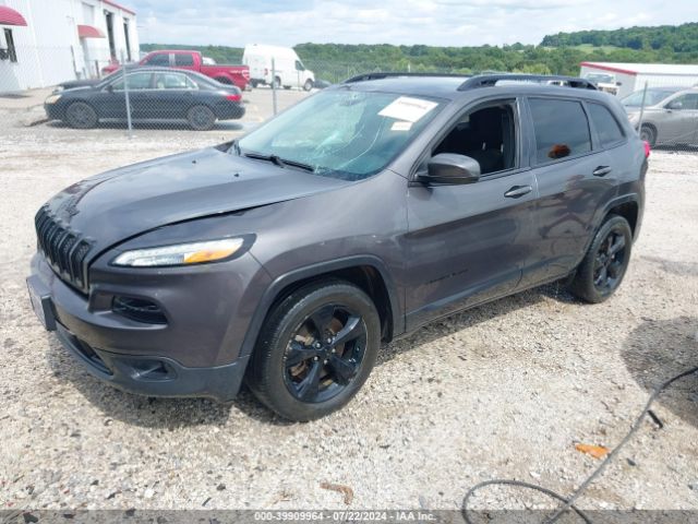 Photo 1 VIN: 1C4PJLCB7JD545102 - JEEP CHEROKEE 