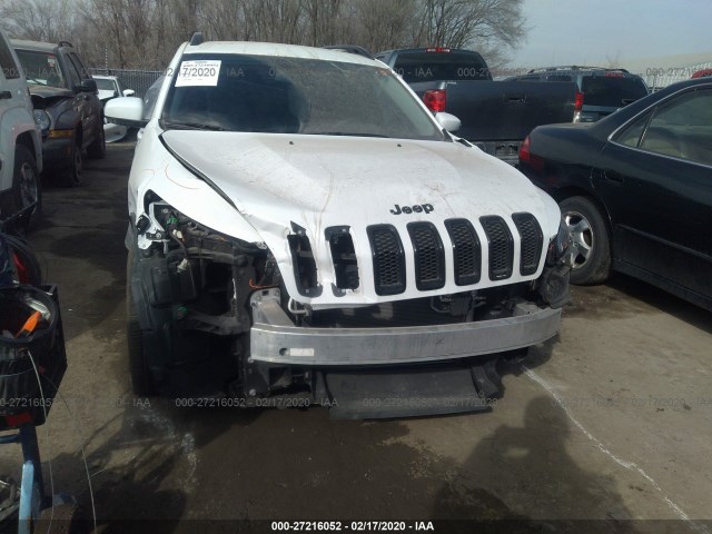 Photo 5 VIN: 1C4PJLCB7JD552132 - JEEP CHEROKEE 