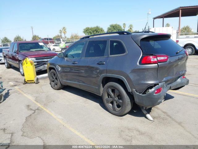 Photo 2 VIN: 1C4PJLCB7JD556553 - JEEP CHEROKEE 