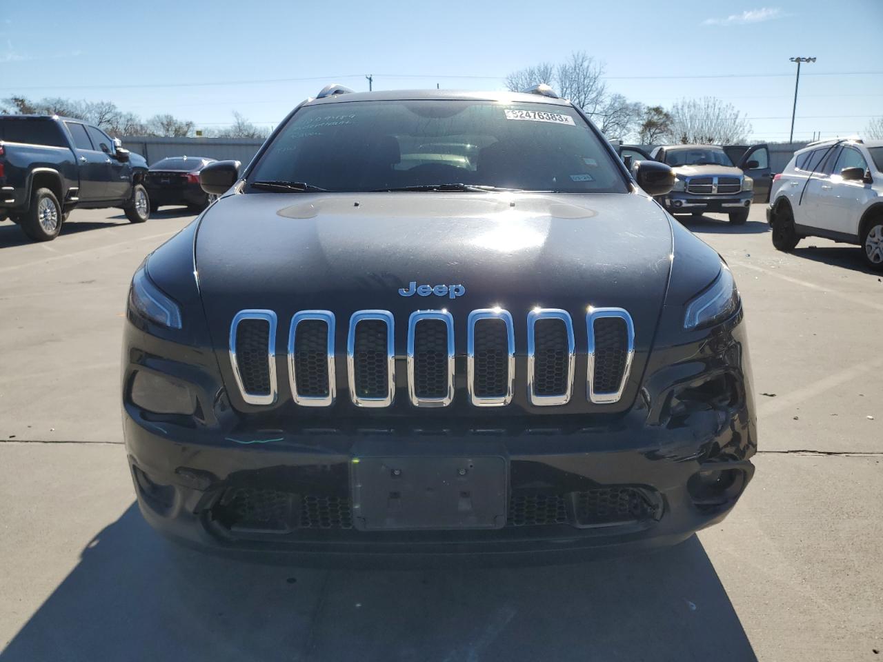 Photo 4 VIN: 1C4PJLCB7JD558576 - JEEP GRAND CHEROKEE 