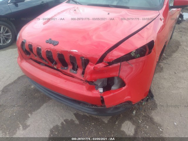 Photo 5 VIN: 1C4PJLCB7JD620123 - JEEP CHEROKEE 