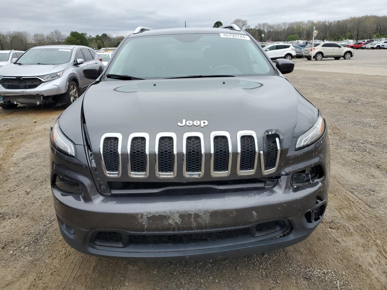 Photo 4 VIN: 1C4PJLCB8FW689835 - JEEP GRAND CHEROKEE 