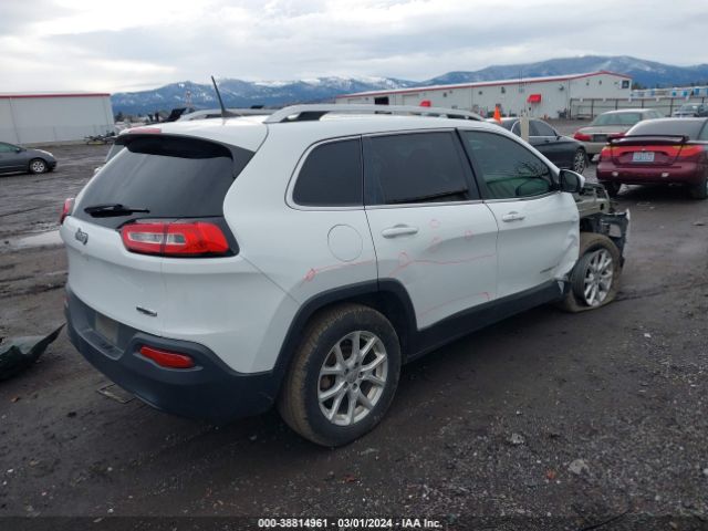 Photo 3 VIN: 1C4PJLCB8GW201520 - JEEP CHEROKEE 