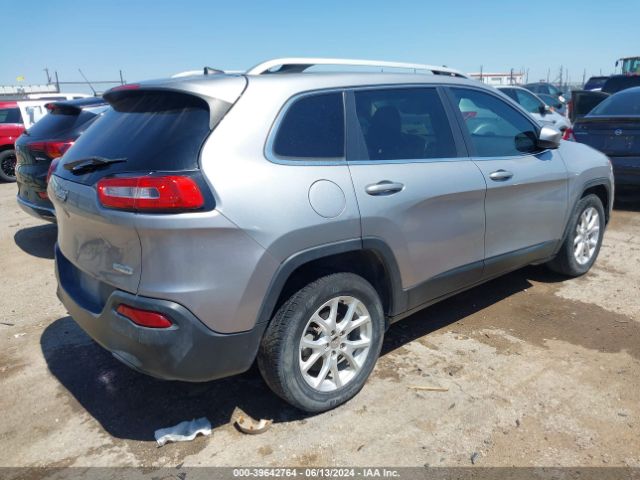 Photo 3 VIN: 1C4PJLCB8GW303268 - JEEP CHEROKEE 