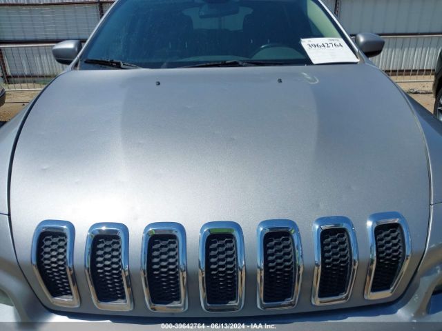 Photo 5 VIN: 1C4PJLCB8GW303268 - JEEP CHEROKEE 