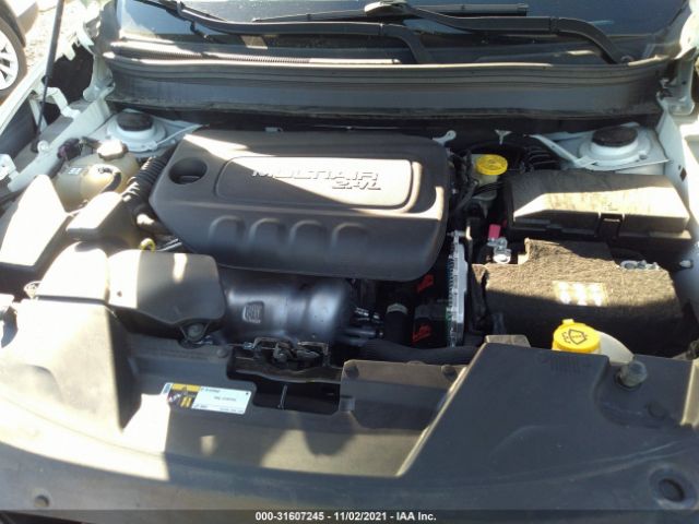 Photo 9 VIN: 1C4PJLCB8GW351465 - JEEP CHEROKEE 