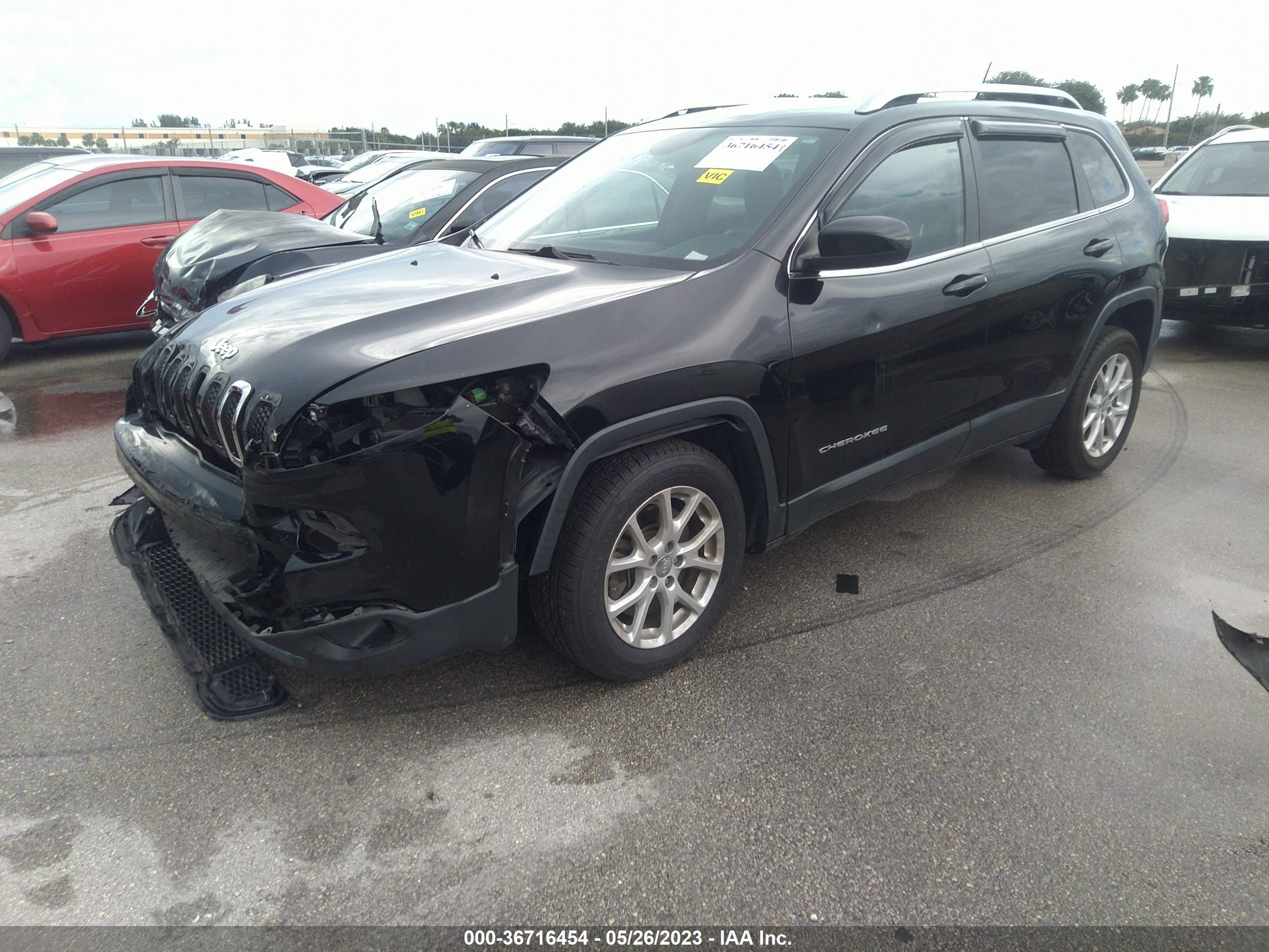 Photo 1 VIN: 1C4PJLCB8HW585753 - JEEP CHEROKEE 