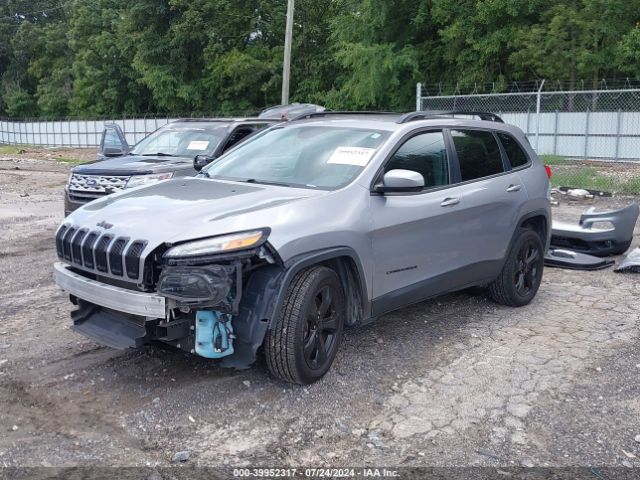 Photo 1 VIN: 1C4PJLCB8JD543133 - JEEP CHEROKEE 