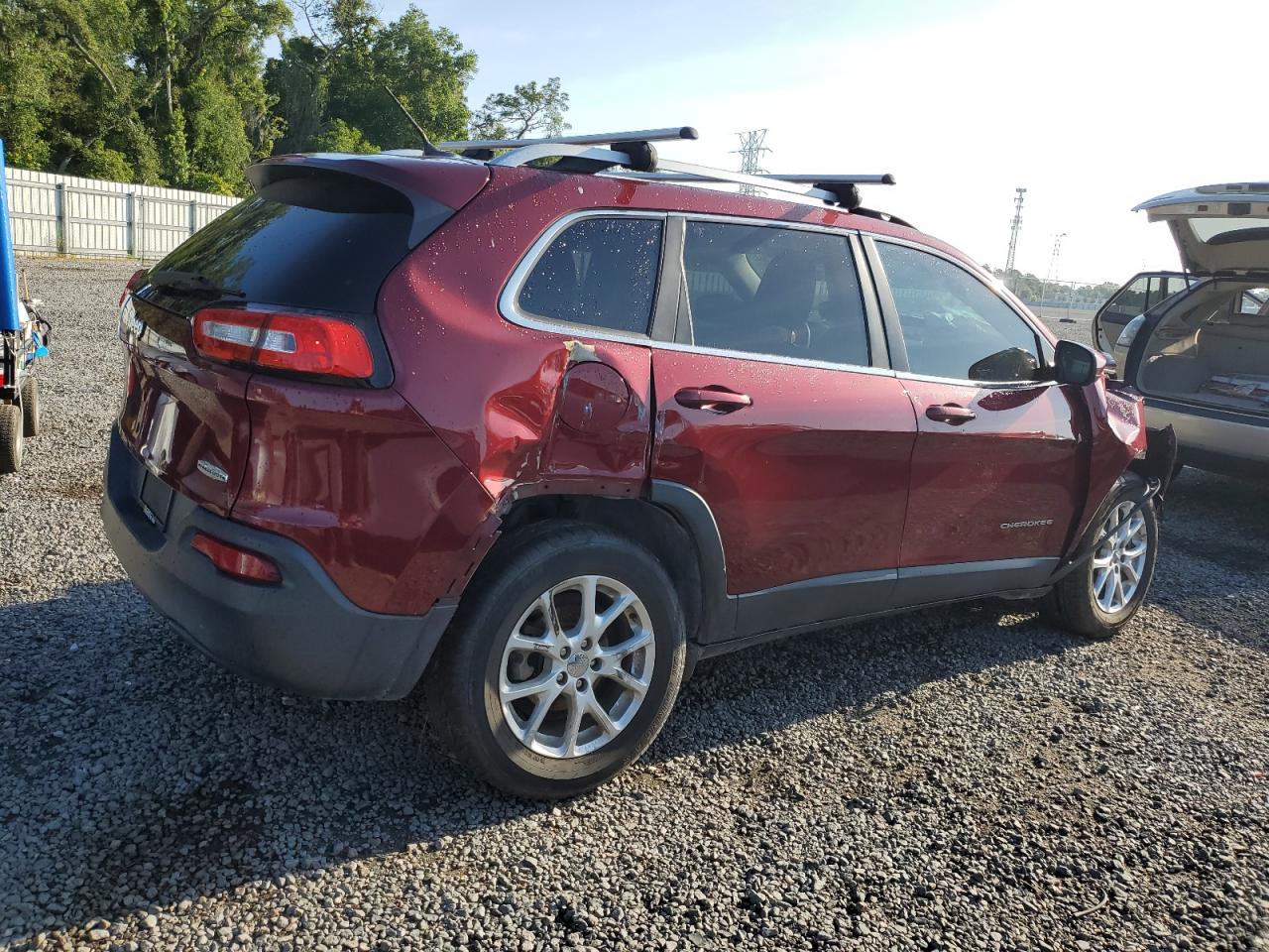 Photo 2 VIN: 1C4PJLCB8JD612080 - JEEP GRAND CHEROKEE 