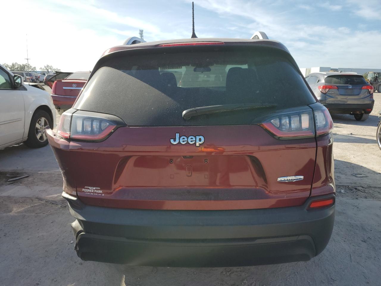 Photo 5 VIN: 1C4PJLCB8LD586437 - JEEP CHEROKEE 