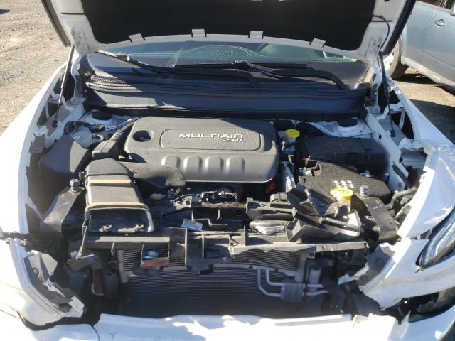 Photo 6 VIN: 1C4PJLCB9JD509766 - JEEP CHEROKEE L 