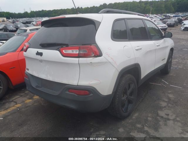 Photo 3 VIN: 1C4PJLCB9JD596617 - JEEP CHEROKEE 