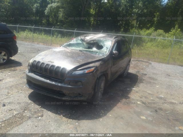 Photo 1 VIN: 1C4PJLCB9JD611763 - JEEP CHEROKEE 