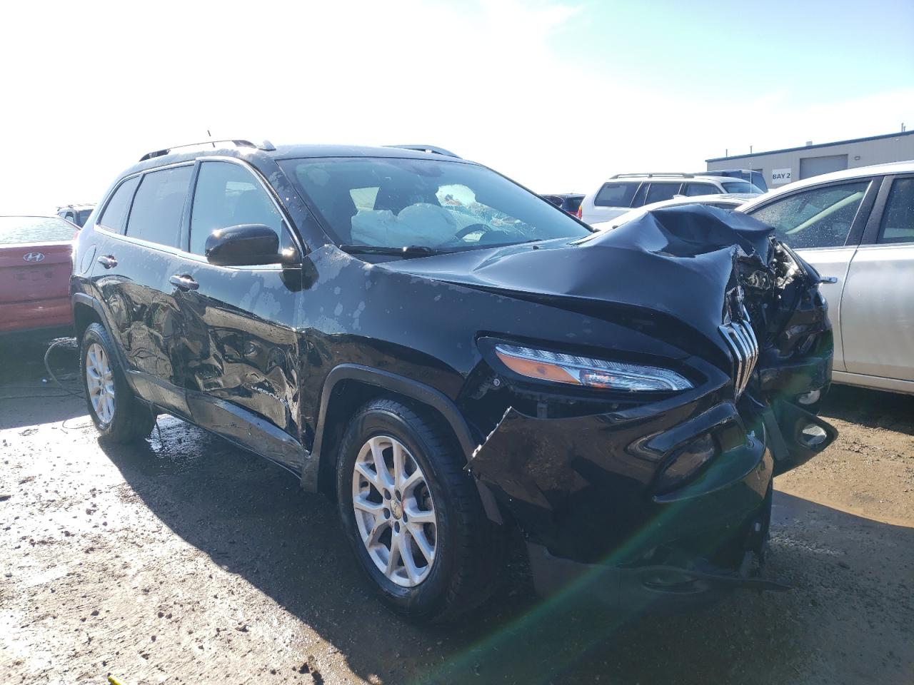 Photo 3 VIN: 1C4PJLCB9JD615988 - JEEP GRAND CHEROKEE 