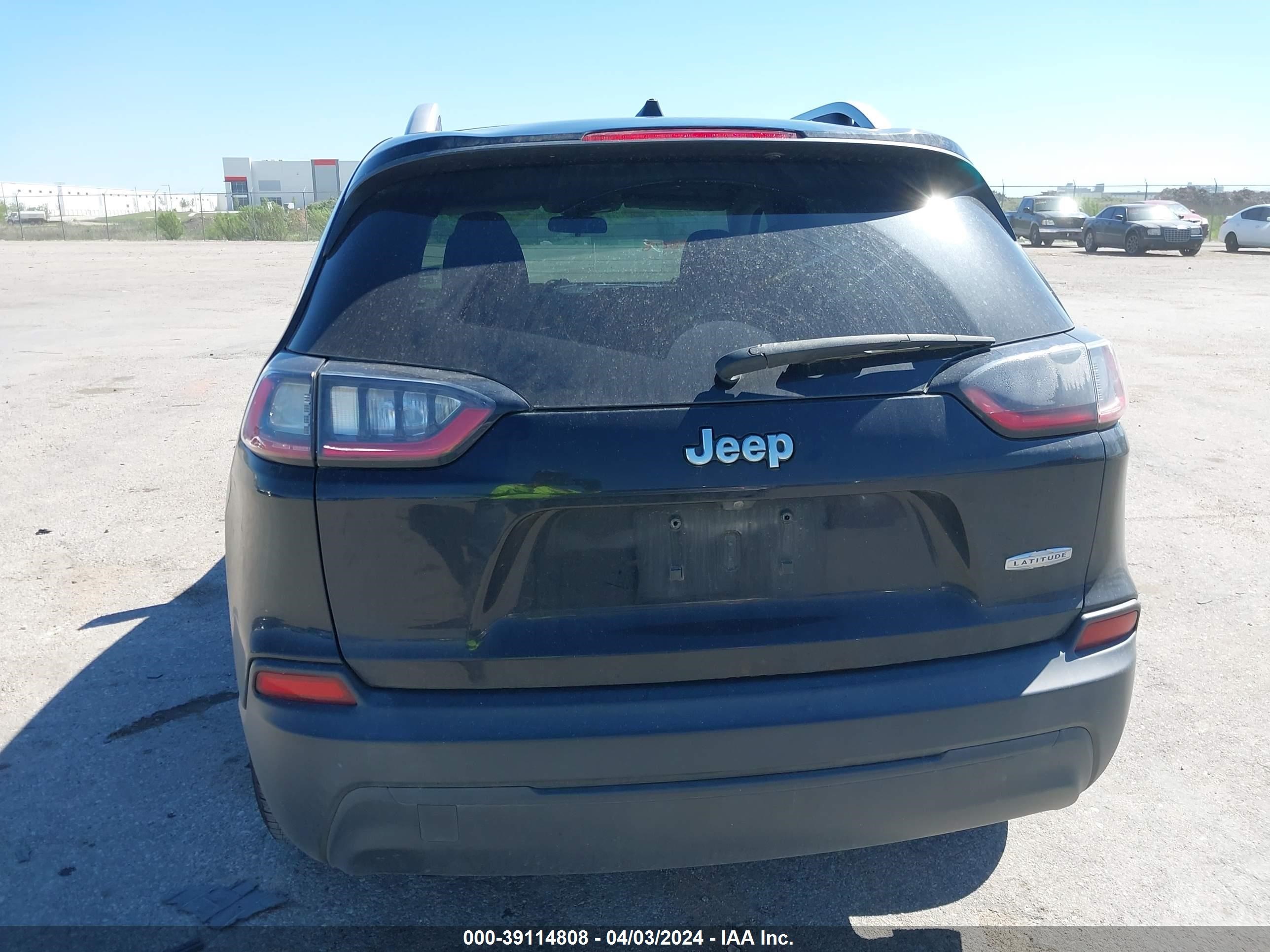 Photo 14 VIN: 1C4PJLCB9KD175725 - JEEP CHEROKEE 