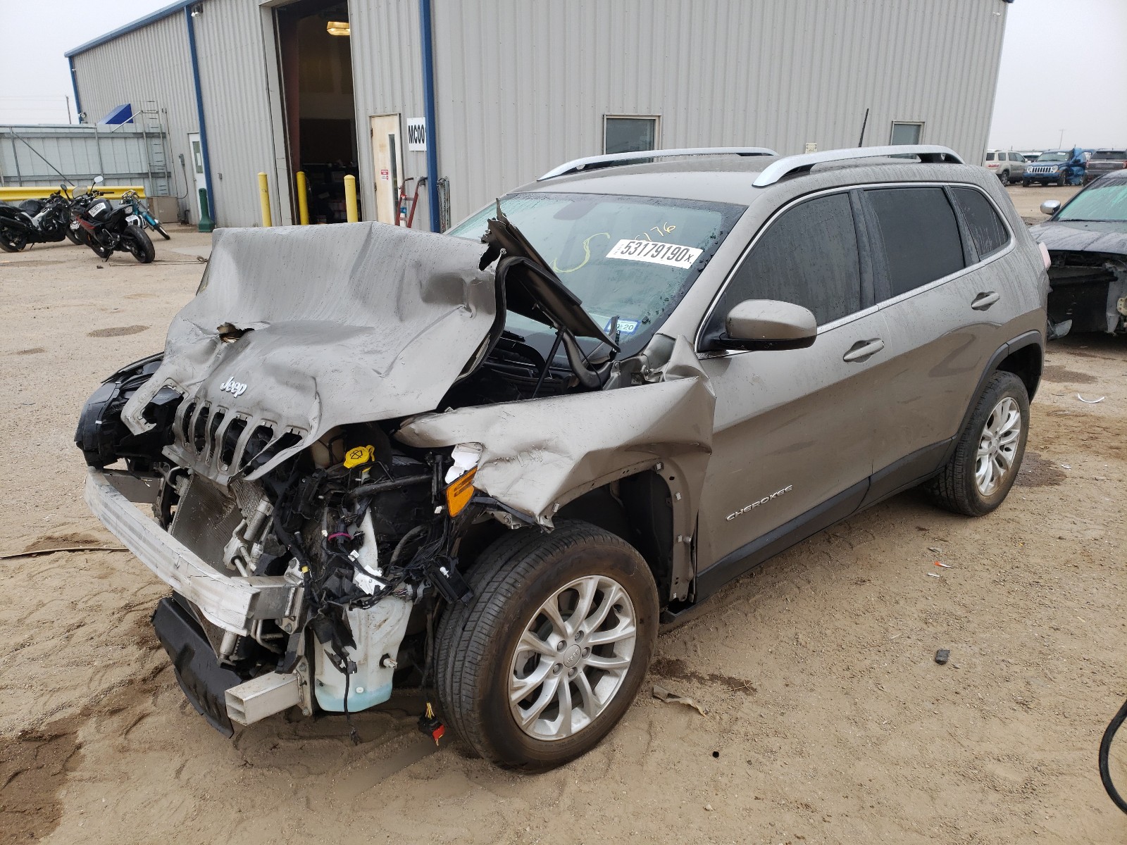 Photo 1 VIN: 1C4PJLCB9KD286176 - JEEP CHEROKEE L 