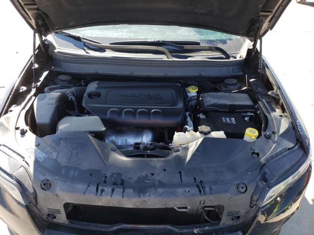 Photo 6 VIN: 1C4PJLCB9KD348188 - JEEP CHEROKEE L 