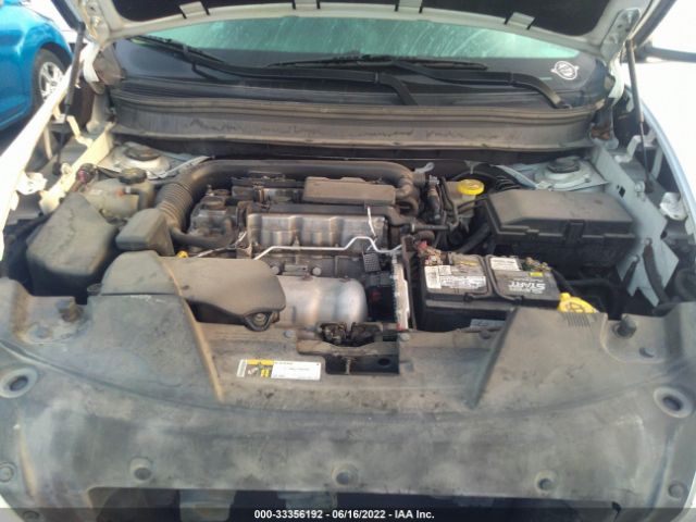 Photo 9 VIN: 1C4PJLCBXFW553318 - JEEP CHEROKEE 