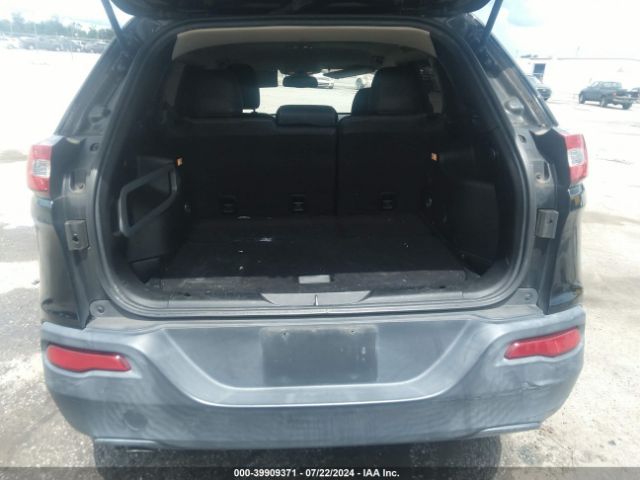 Photo 7 VIN: 1C4PJLCBXFW631130 - JEEP CHEROKEE 