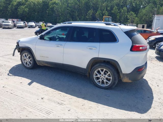 Photo 2 VIN: 1C4PJLCBXHD221779 - JEEP CHEROKEE 