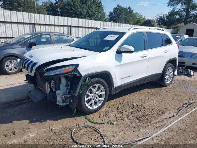 Photo 1 VIN: 1C4PJLCBXJD511302 - JEEP CHEROKEE 