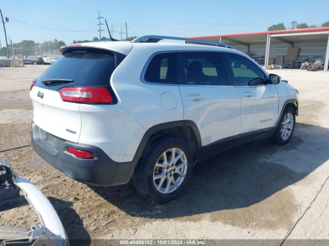 Photo 3 VIN: 1C4PJLCBXJD511302 - JEEP CHEROKEE 