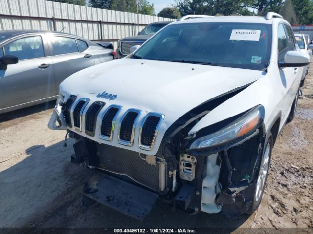 Photo 5 VIN: 1C4PJLCBXJD511302 - JEEP CHEROKEE 