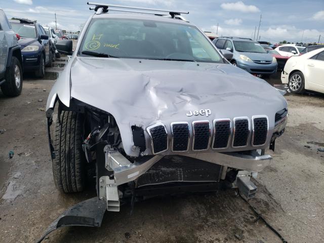 Photo 8 VIN: 1C4PJLCBXKD370216 - JEEP CHEROKEE L 