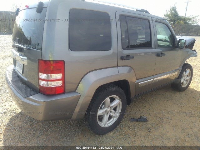 Photo 3 VIN: 1C4PJLCK4CW147871 - JEEP LIBERTY 