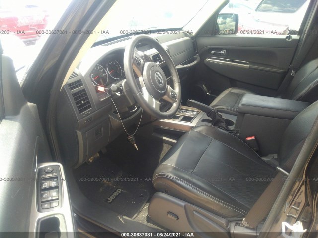 Photo 4 VIN: 1C4PJLCKXCW120884 - JEEP LIBERTY 