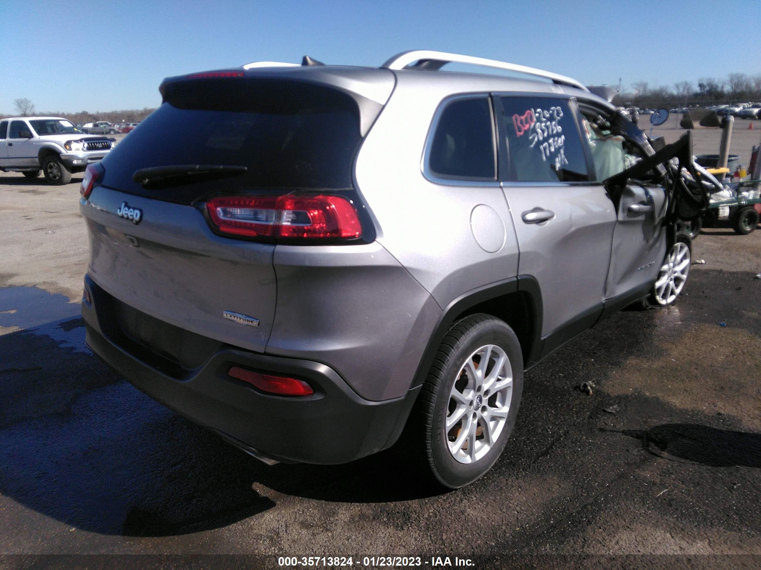 Photo 3 VIN: 1C4PJLCS3HW585756 - JEEP CHEROKEE 