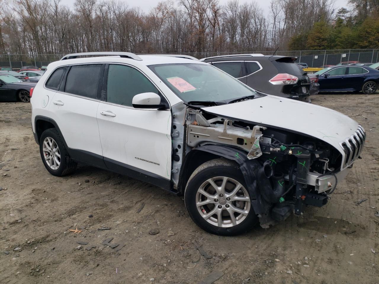 Photo 3 VIN: 1C4PJLCS4EW105879 - JEEP GRAND CHEROKEE 