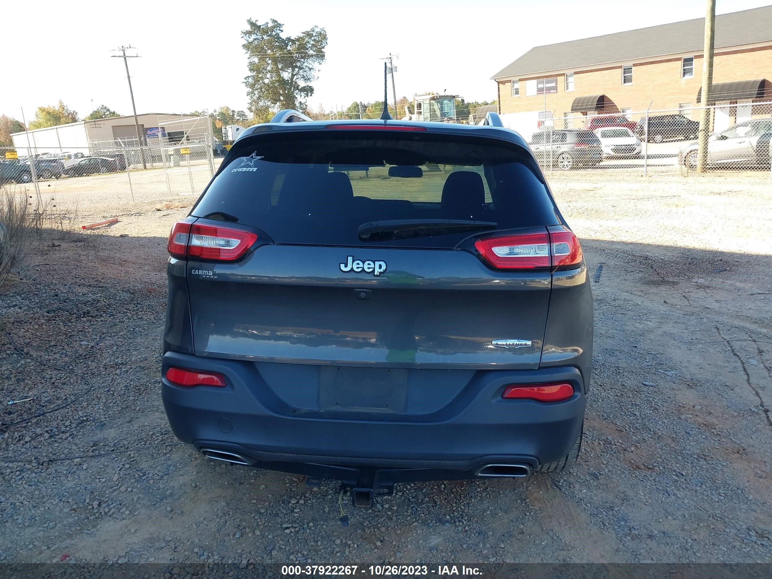 Photo 15 VIN: 1C4PJLCS8GW243301 - JEEP CHEROKEE 