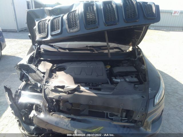 Photo 9 VIN: 1C4PJLCX7JD524200 - JEEP CHEROKEE 