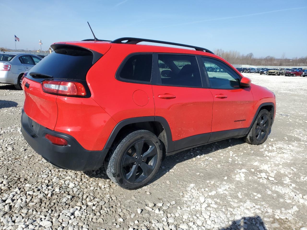 Photo 2 VIN: 1C4PJLCXXJD620337 - JEEP GRAND CHEROKEE 