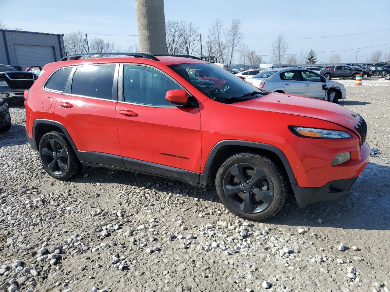 Photo 3 VIN: 1C4PJLCXXJD620337 - JEEP GRAND CHEROKEE 