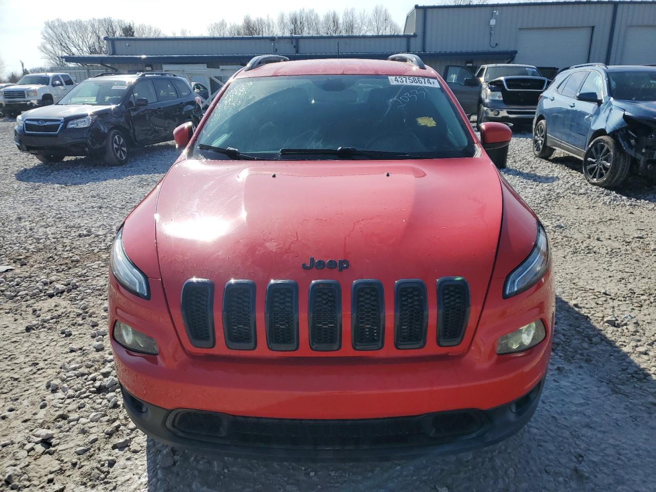 Photo 4 VIN: 1C4PJLCXXJD620337 - JEEP GRAND CHEROKEE 