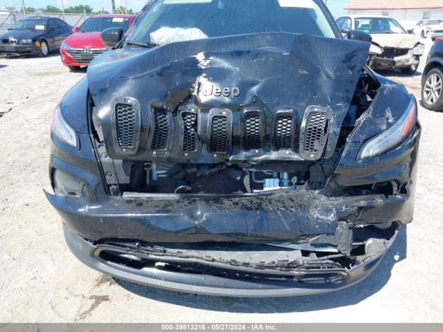 Photo 5 VIN: 1C4PJLDB2JD560606 - JEEP CHEROKEE 