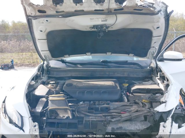 Photo 9 VIN: 1C4PJLDB3EW279232 - JEEP CHEROKEE 