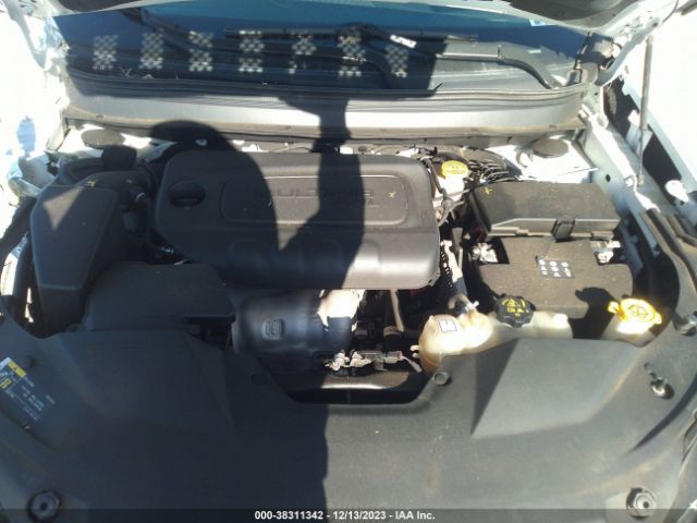 Photo 9 VIN: 1C4PJLDB9LD600053 - JEEP CHEROKEE 